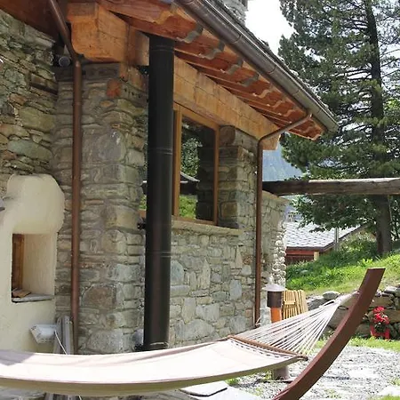 Maison Le Cler Nocleg ze śniadaniem 3*