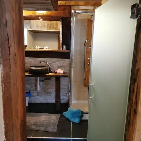 Nocleg ze śniadaniem Maison Le Cler 3*